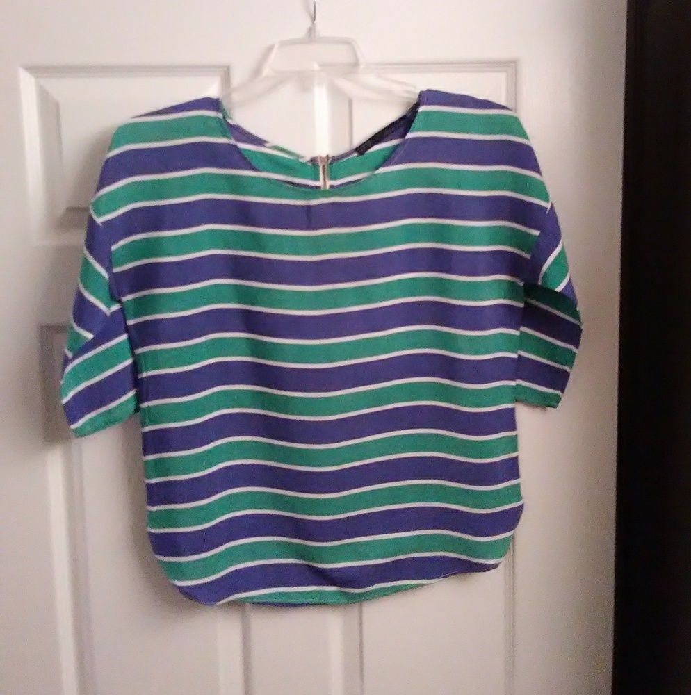 🎈PRICE DROP Zara Basic Striped Top 